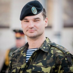 JPG Image, 127KB, 900px × 900px